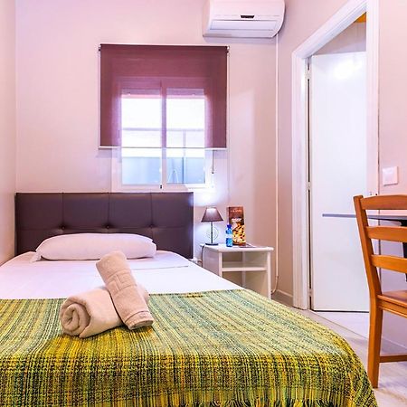 Hostal Ciudad Jardin Malaga Luaran gambar
