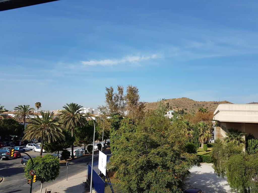 Hostal Ciudad Jardin Malaga Luaran gambar