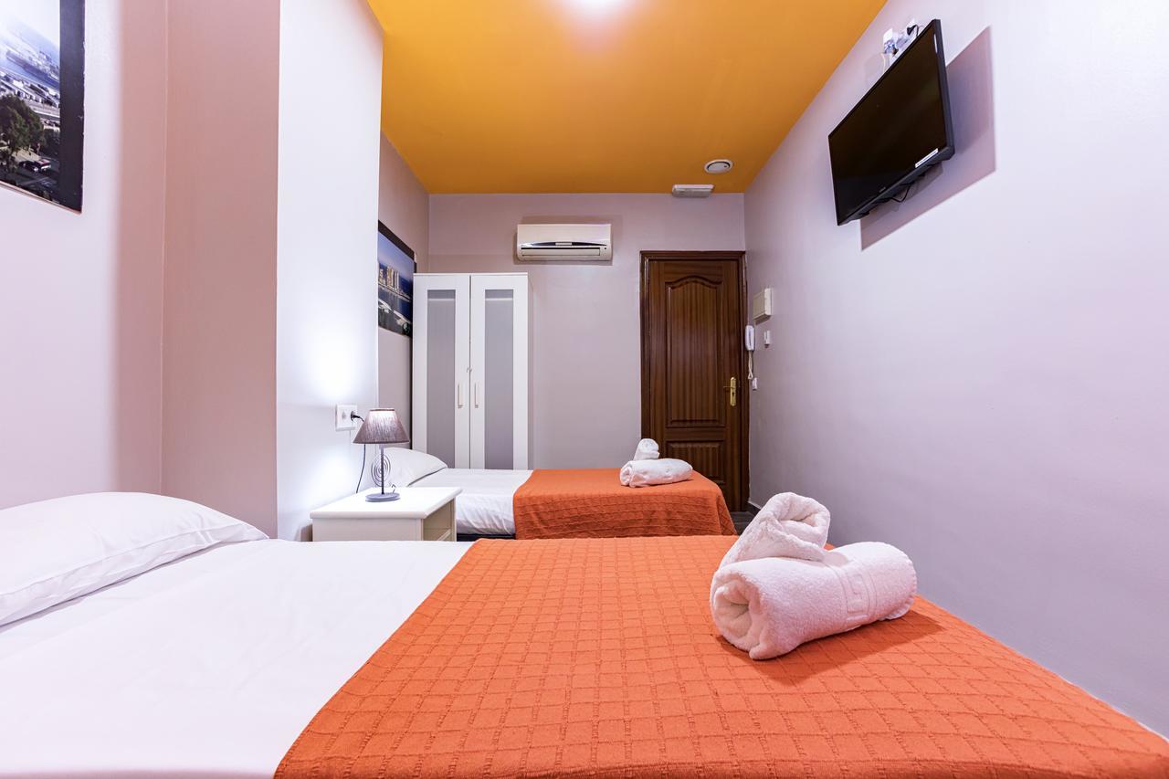Hostal Ciudad Jardin Malaga Luaran gambar