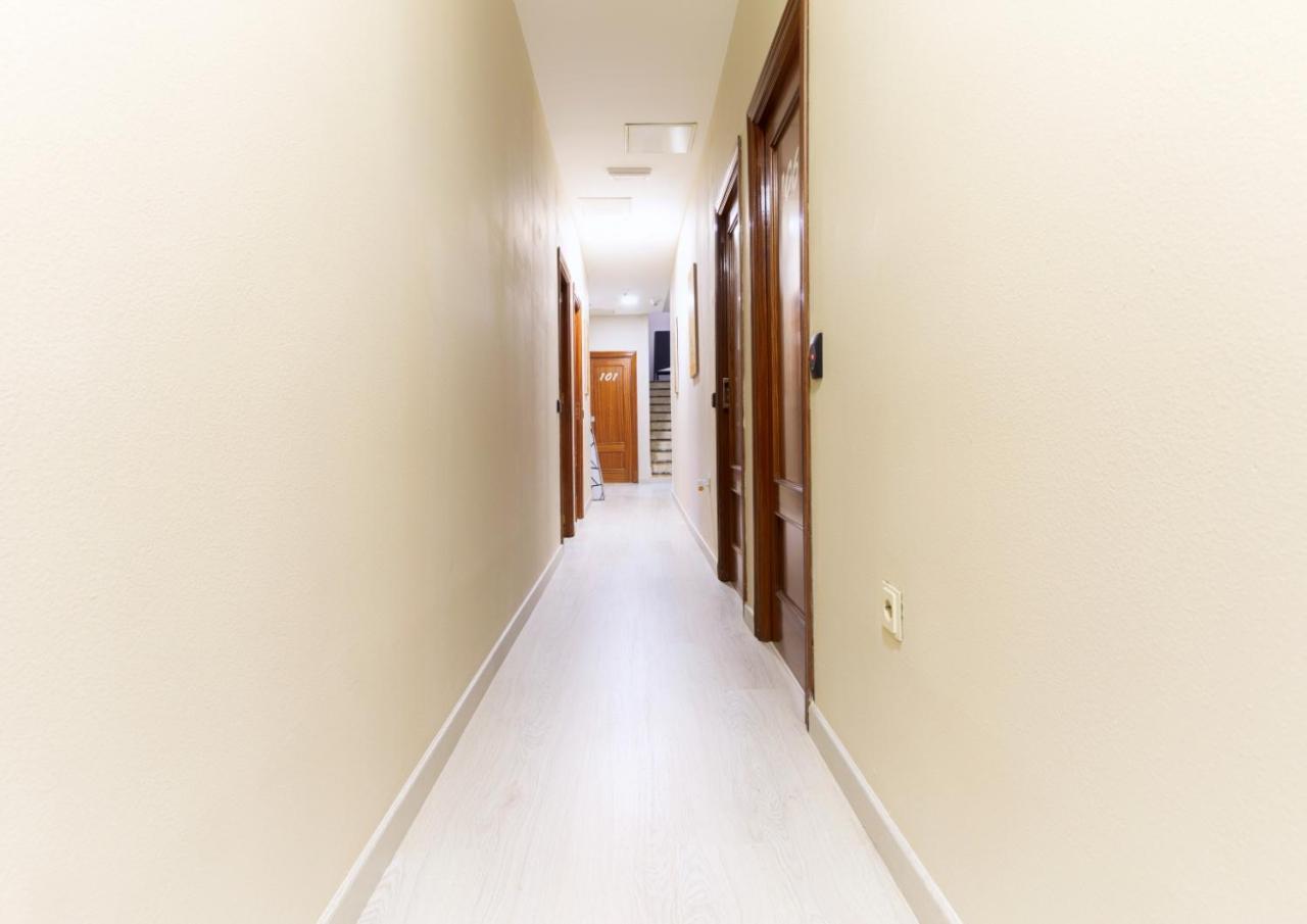 Hostal Ciudad Jardin Malaga Luaran gambar