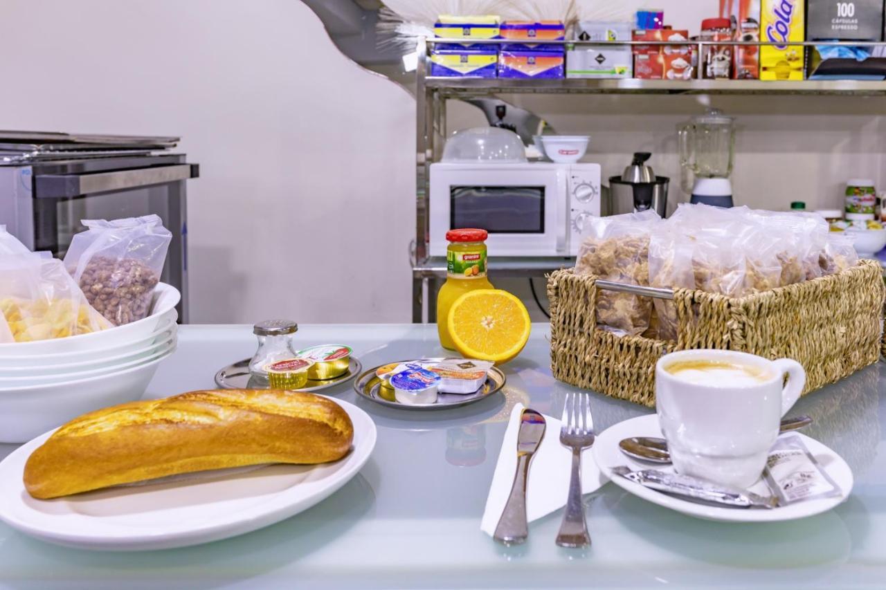 Hostal Ciudad Jardin Malaga Luaran gambar