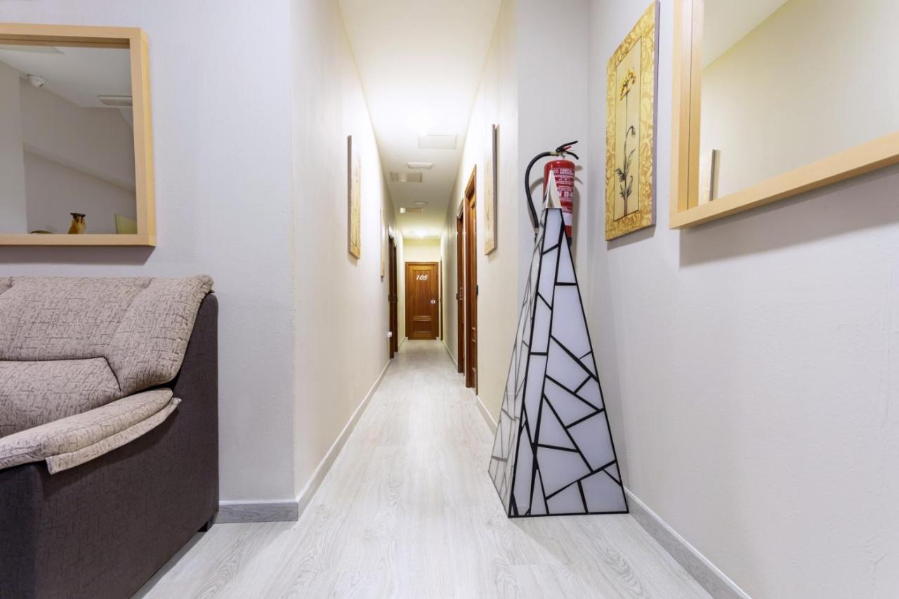Hostal Ciudad Jardin Malaga Luaran gambar
