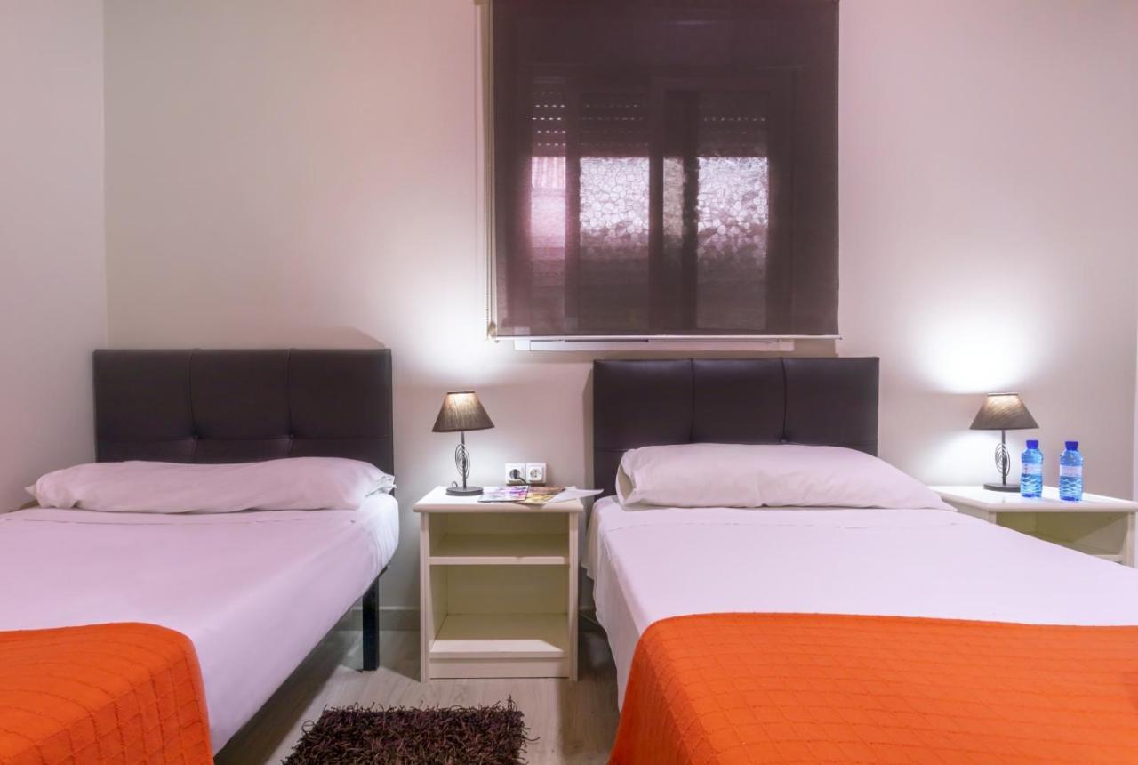 Hostal Ciudad Jardin Malaga Luaran gambar