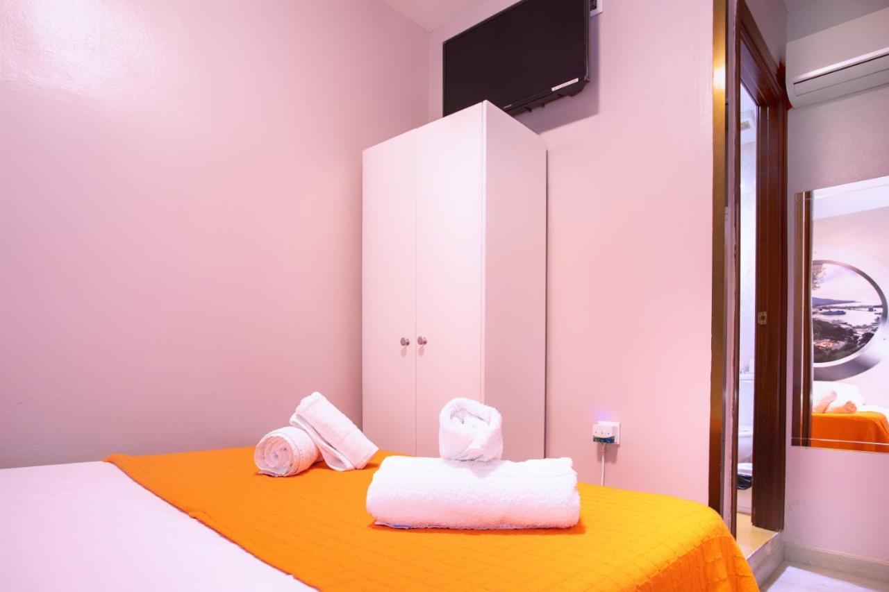 Hostal Ciudad Jardin Malaga Luaran gambar