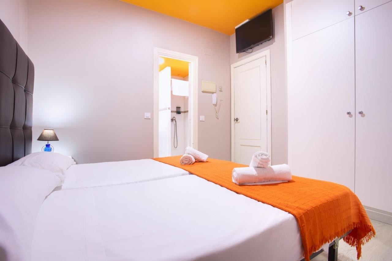 Hostal Ciudad Jardin Malaga Luaran gambar