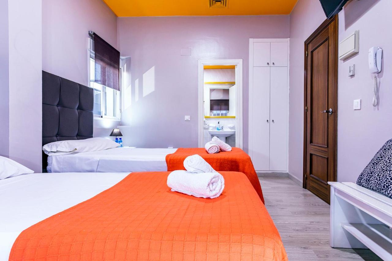 Hostal Ciudad Jardin Malaga Luaran gambar