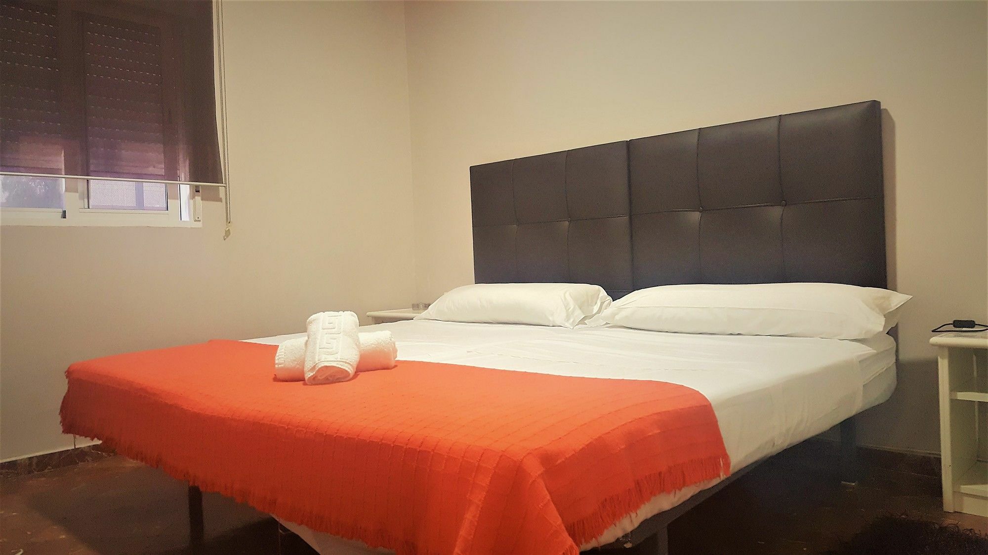 Hostal Ciudad Jardin Malaga Luaran gambar