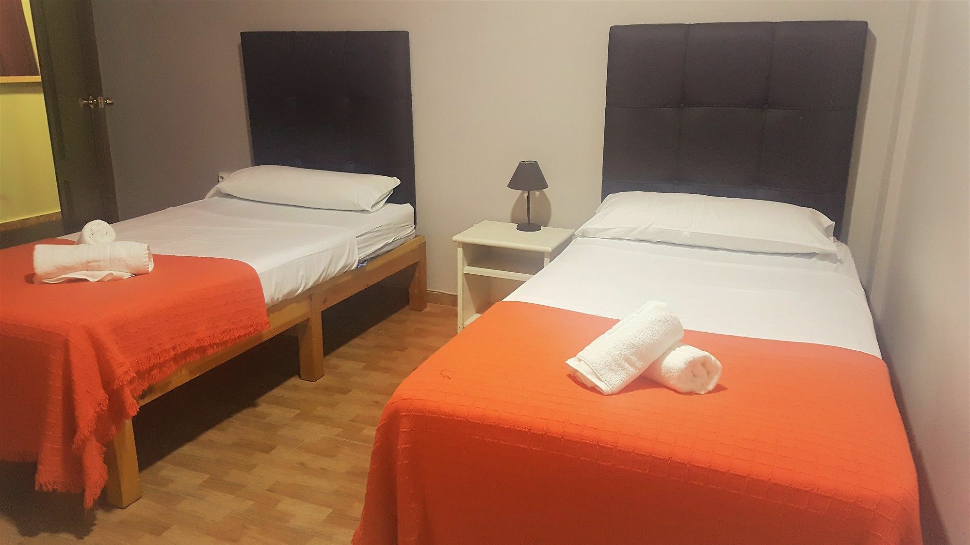 Hostal Ciudad Jardin Malaga Luaran gambar